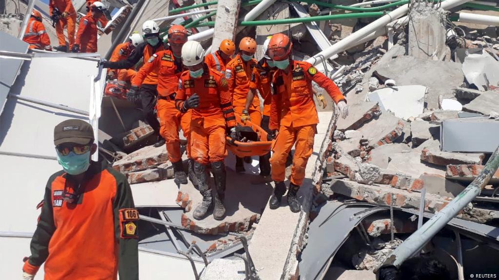 162 Confirmed Dead In Indonesia After A Magnitude 5.6 Earthquake